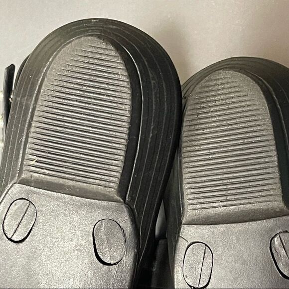 Grendene Brazil Autumn Run Silver Studded Flexpand Gladiator Small Heel Sandals - Picture 13 of 16